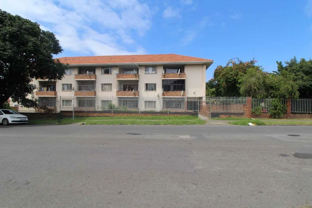 3 Bedroom Apartment / flat for sale in Southernwood