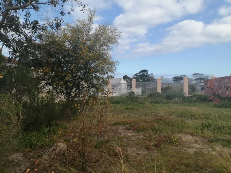 357 m² Land available in Kleinmond