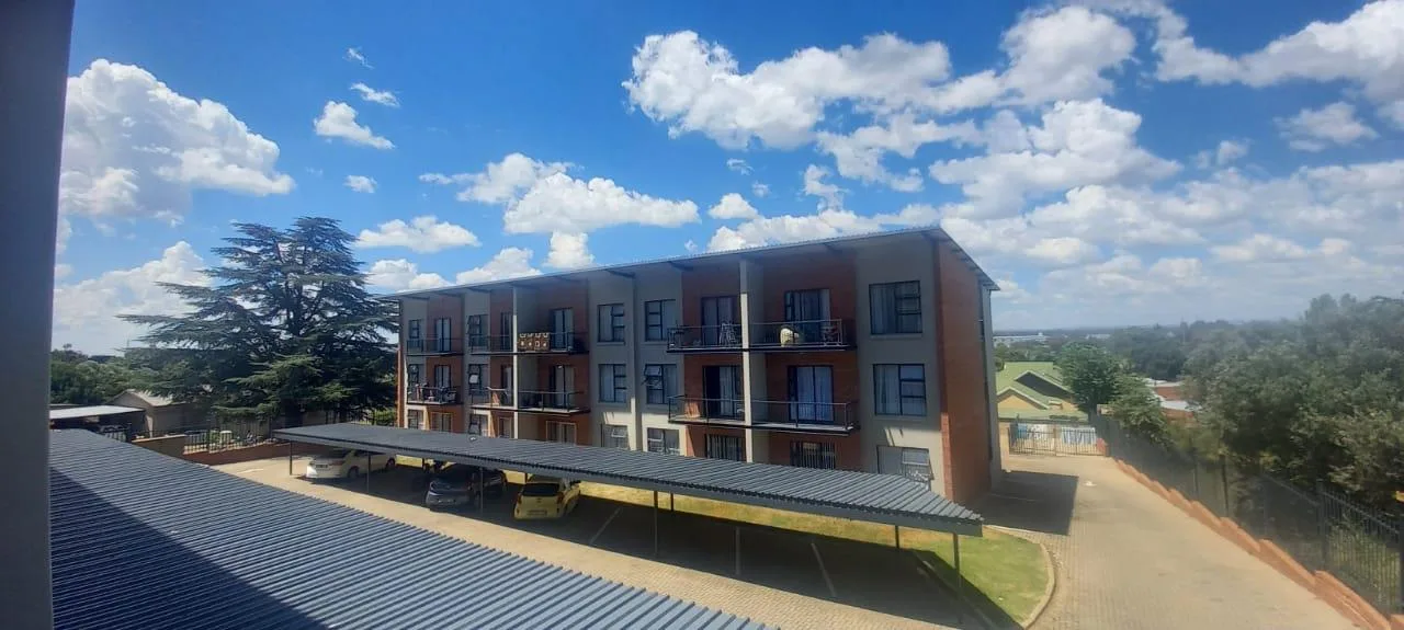 2 Bedroom Apartment / flat for sale in Noordhoek