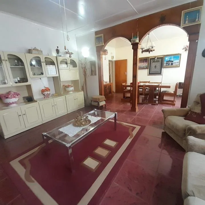 7 Bedroom House for sale in Schweizer Reneke