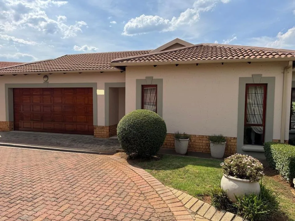 2 Bedroom House for sale in Pretoriuspark