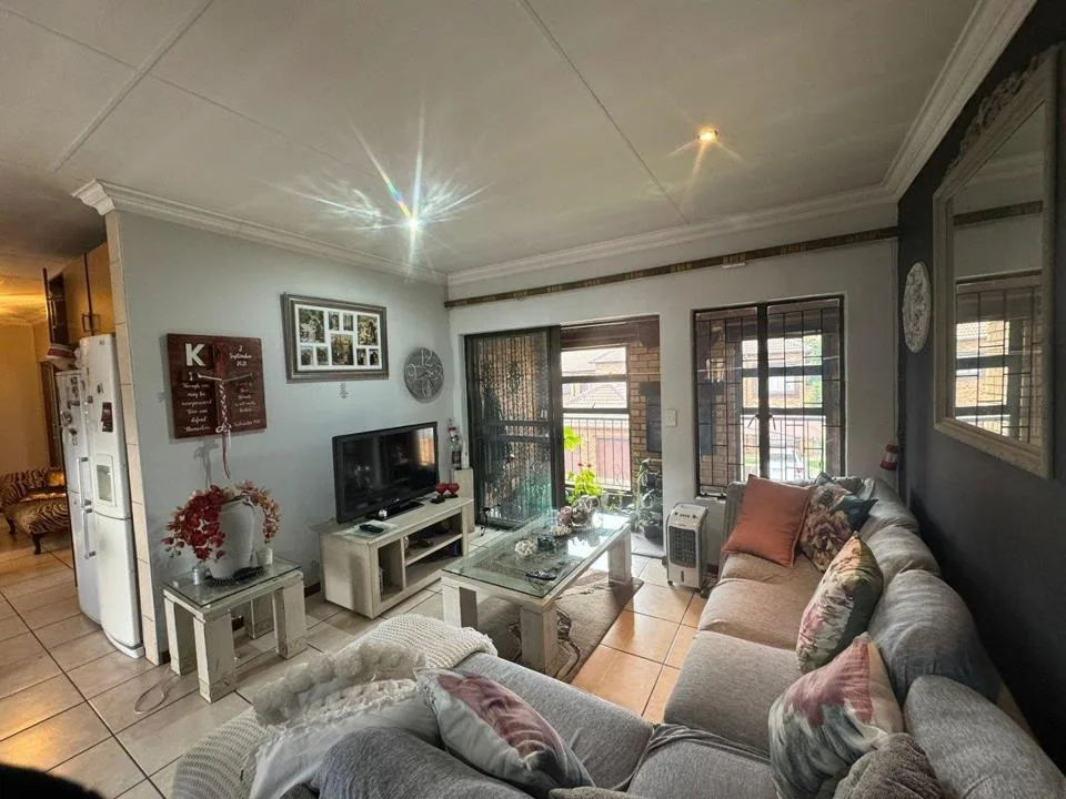 3 Bedroom Apartment / flat for sale in Bedfordview