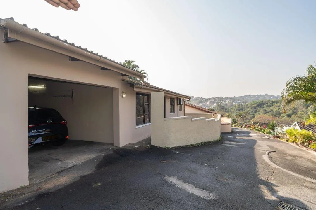 3 Bedroom Townhouse for sale in Palmiet