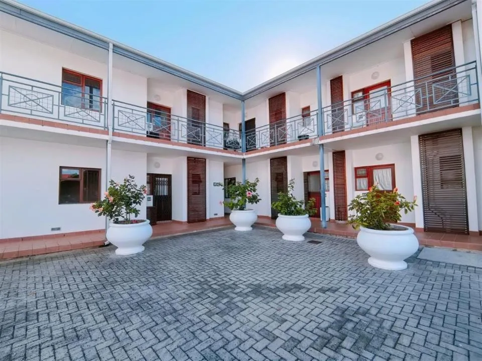 1 Bedroom Apartment / flat for sale in Hoekwil