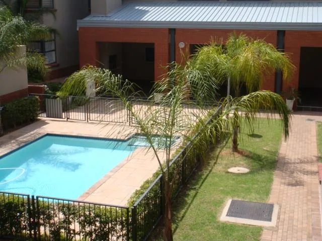 2 Bedroom Apartment / flat to rent in Morningside