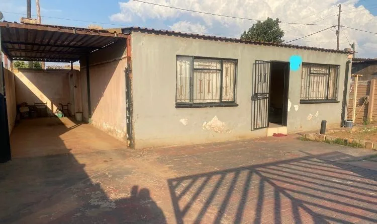 2 Bedroom House for sale in Kwaguqa