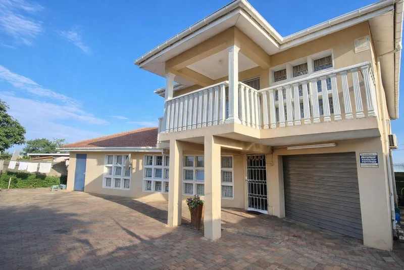 5 Bedroom House in Belvedere