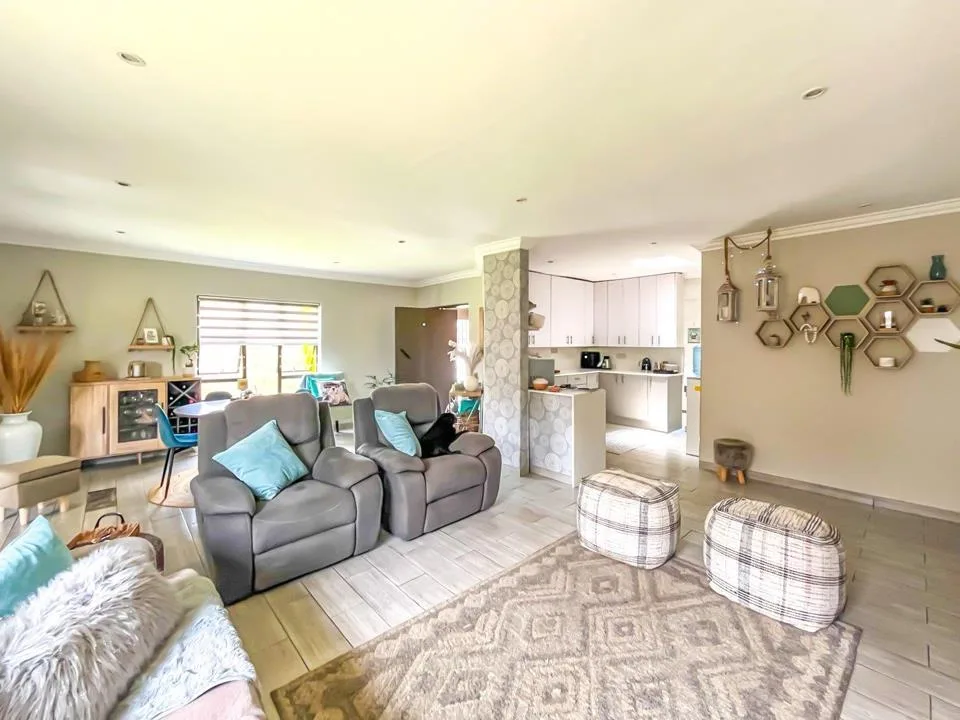 3 Bedroom House for sale in Beyers Park