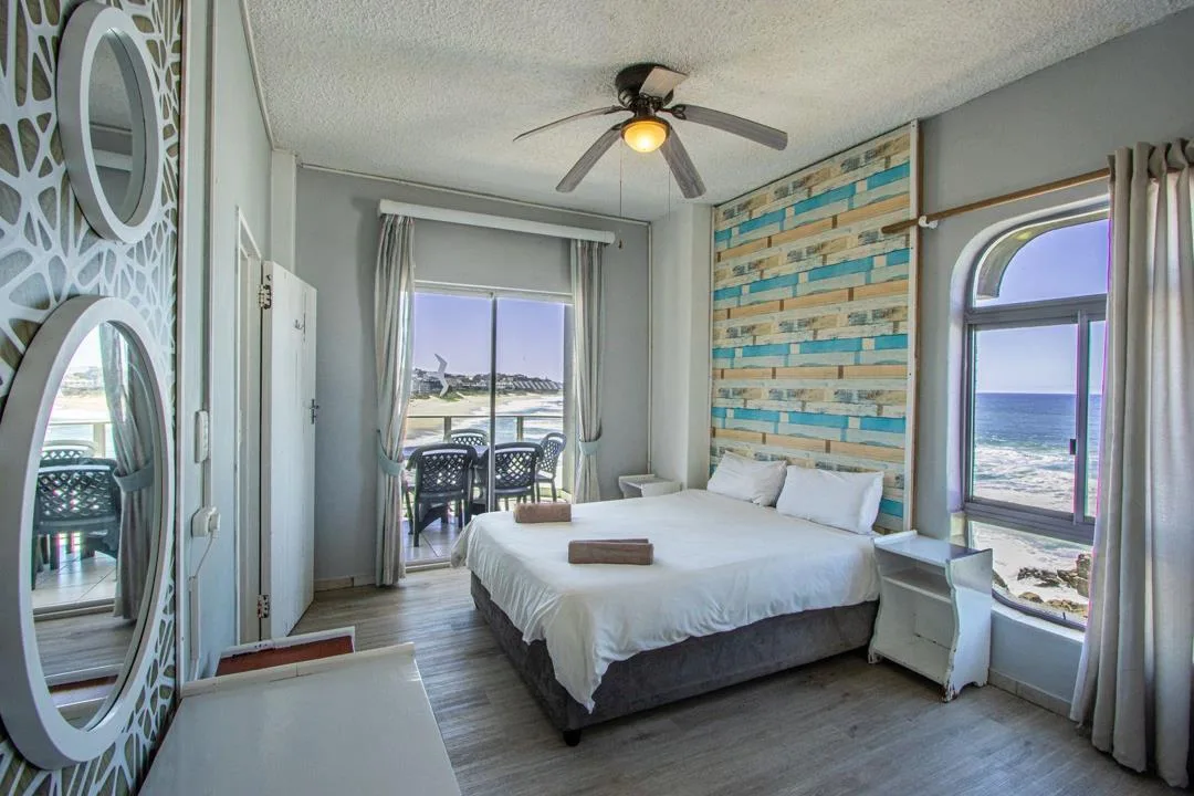 2 Bedroom Apartment / flat for sale in Beacon Rocks