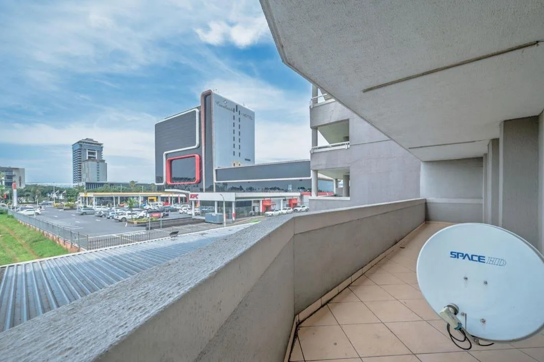 4 Bedroom Apartment / flat for sale in New Town Centre