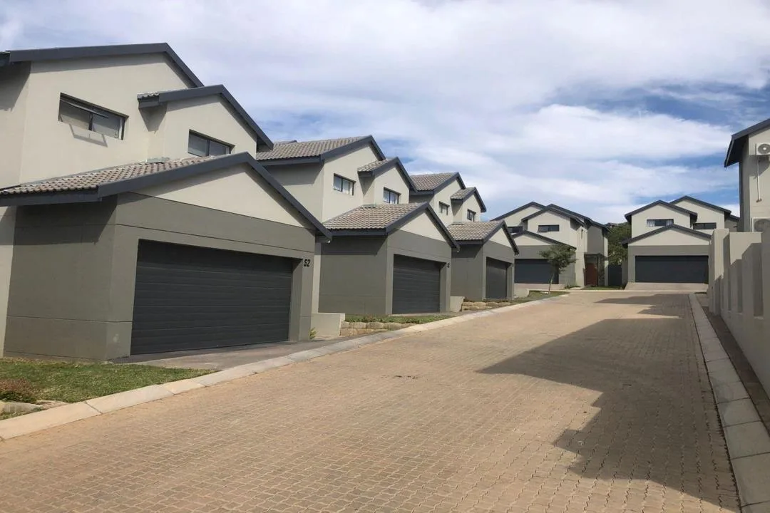 4 Bedroom Townhouse for sale in Nelspruit Ext 37