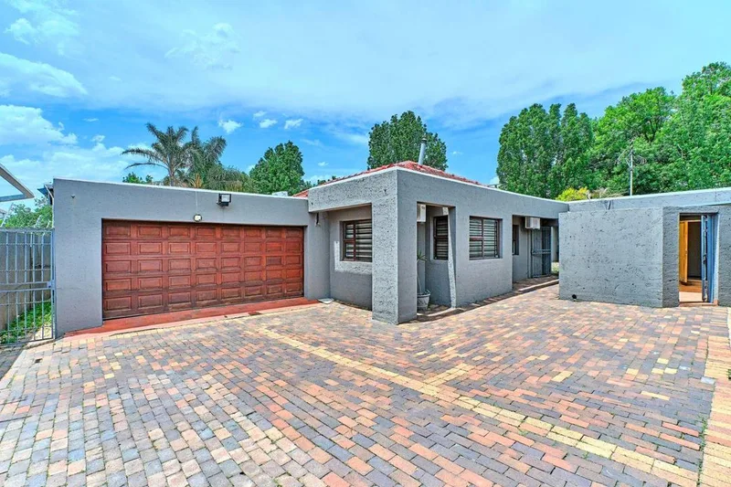 5 Bedroom House to rent in Greenside