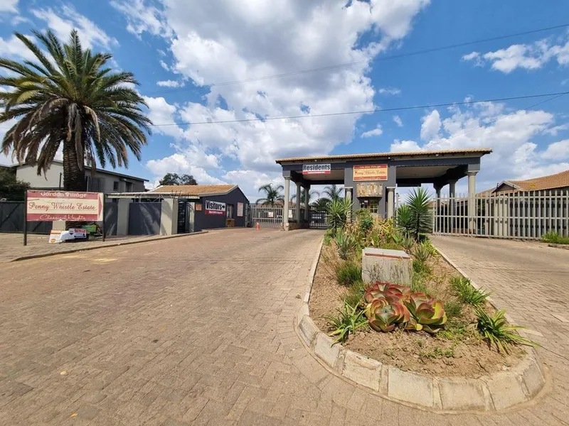 2 Bedroom Apartment / flat for sale in Hoeveld Park