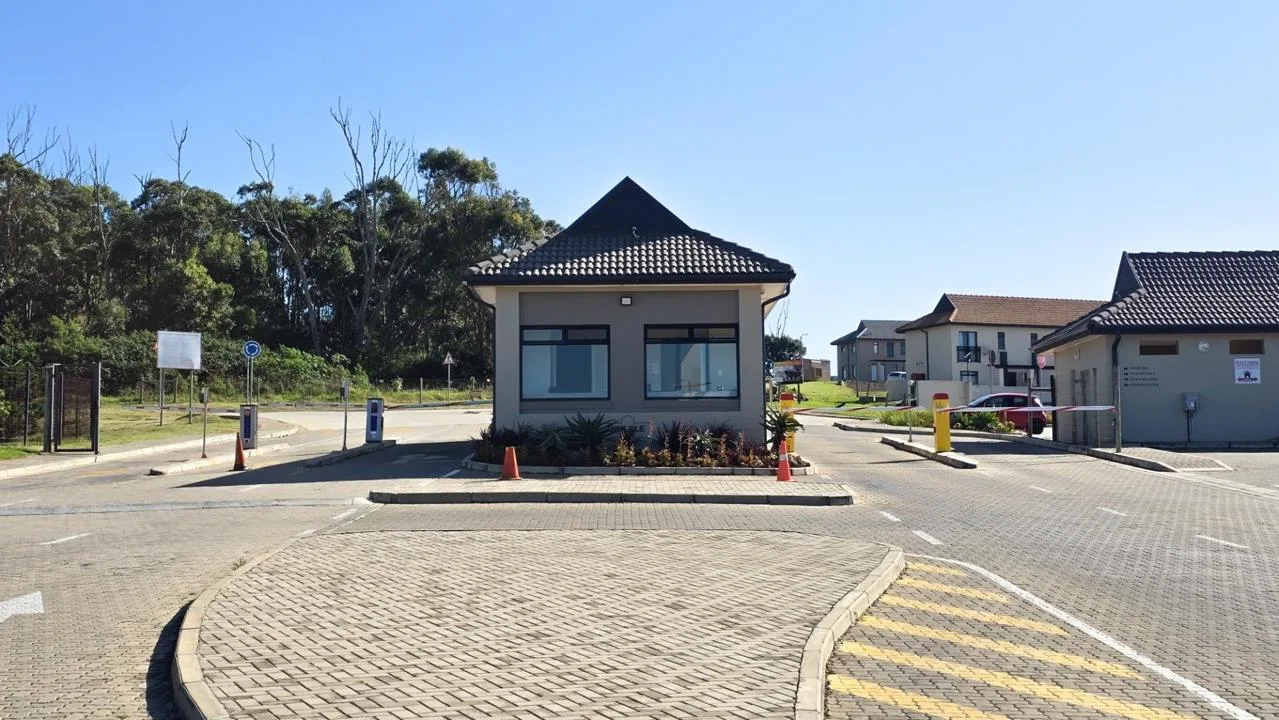 3 Bedroom Townhouse for sale in Kidds Beach
