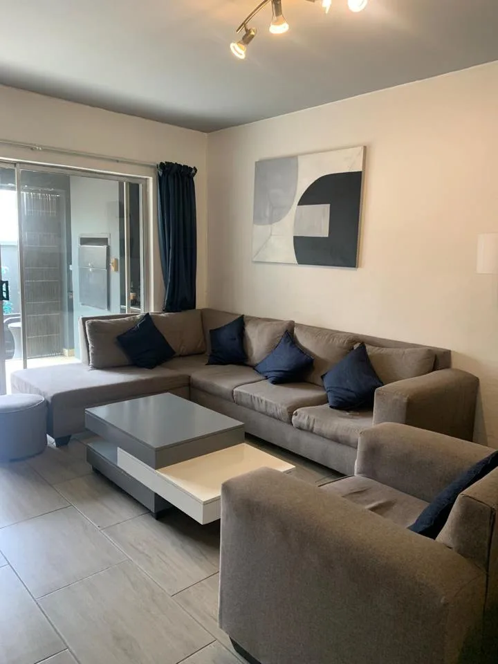 2 Bedroom Apartment / flat for sale in Ravenswood