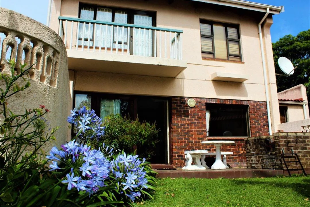 3 Bedroom Townhouse for sale in Port Edward