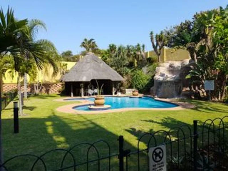 2 Bedroom Apartment / flat to rent in Umhlanga Central