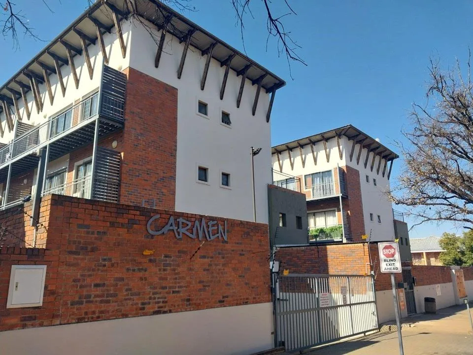 1 Bedroom Apartment / flat for sale in Bult South