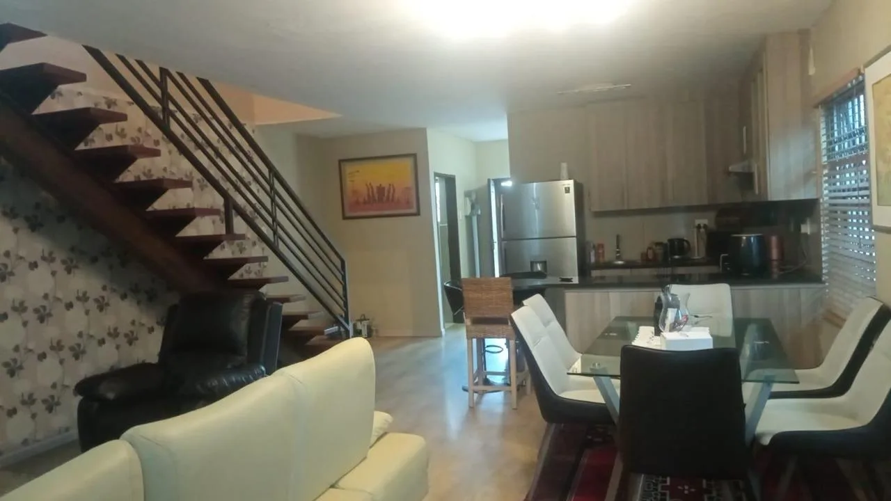 3 Bedroom Apartment / flat to rent in Cashan