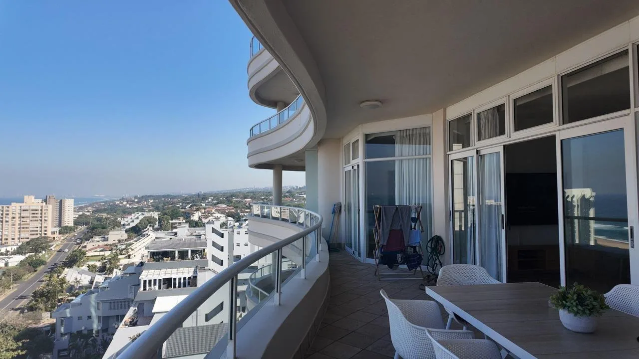 2 Bedroom Apartment / flat to rent in Umhlanga Central