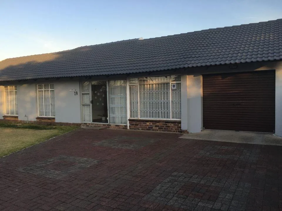 4 Bedroom House for sale in Secunda