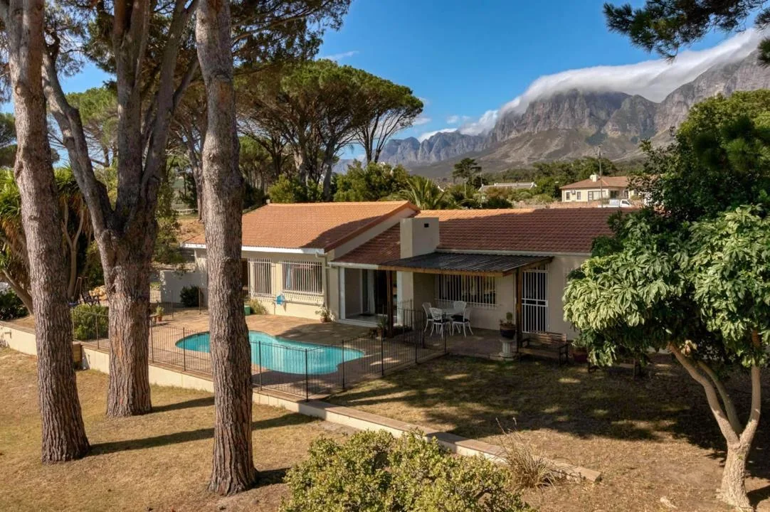 5 Bedroom House for sale in Tre Donne Estate