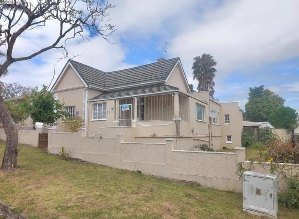 4 Bedroom House for sale in Fort Hill