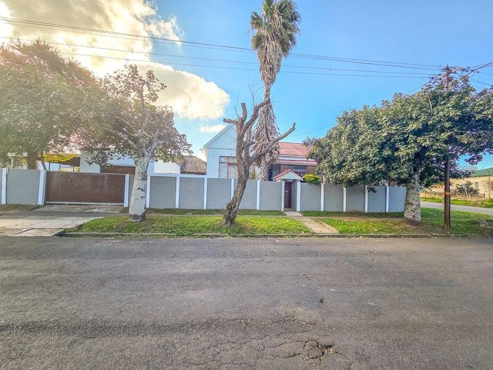 4 Bedroom House for sale in Cambridge