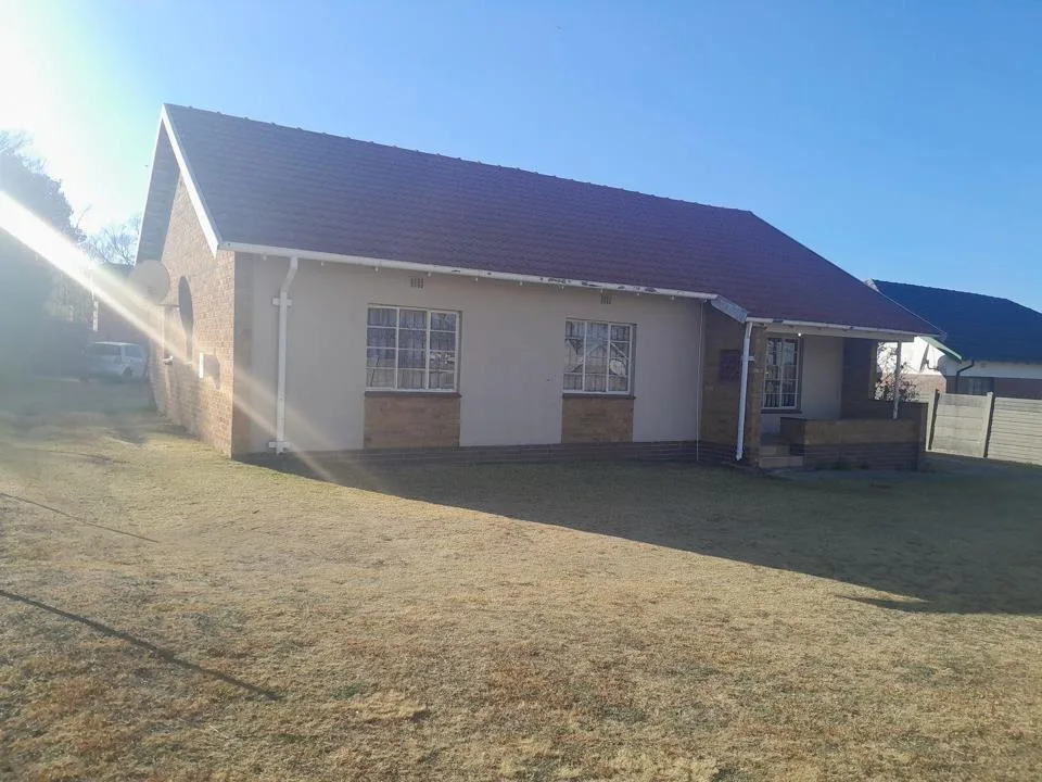 3 Bedroom House for sale in Evander