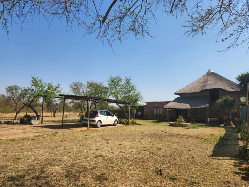 3 Bedroom House for sale in Strydfontein AH
