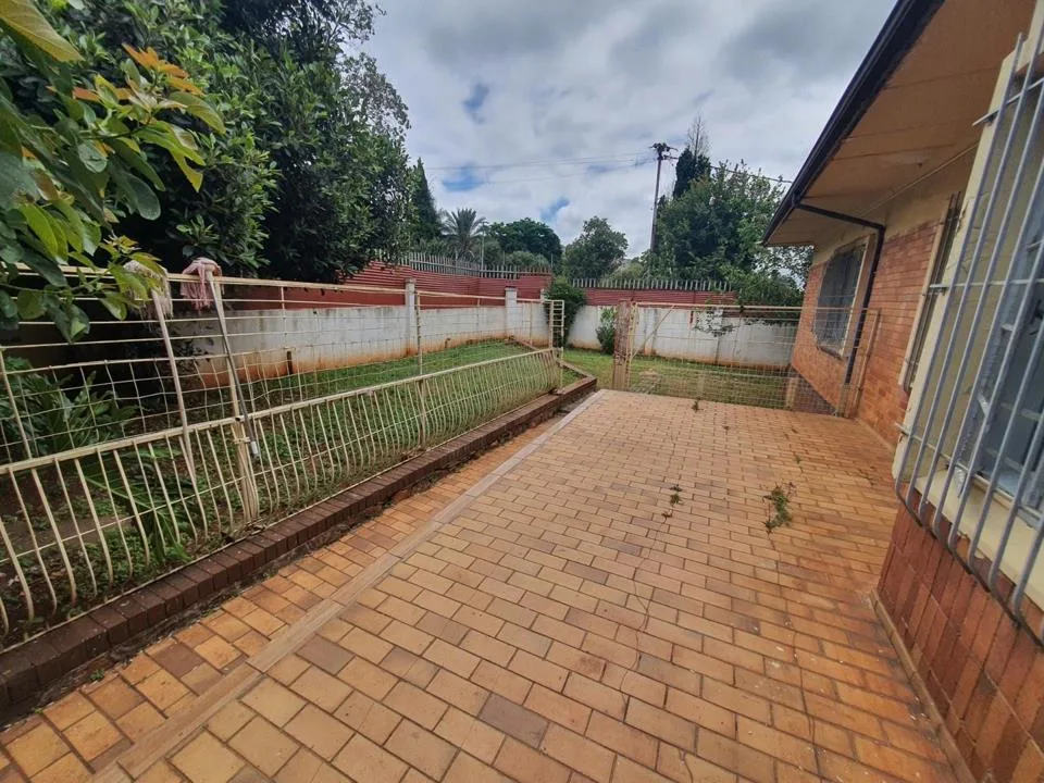 4 Bedroom House for sale in Cyrildene