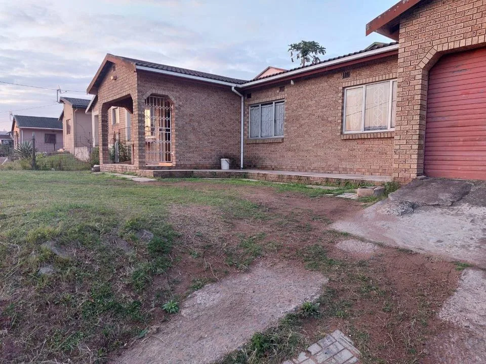 3 Bedroom House for sale in Klaarwater