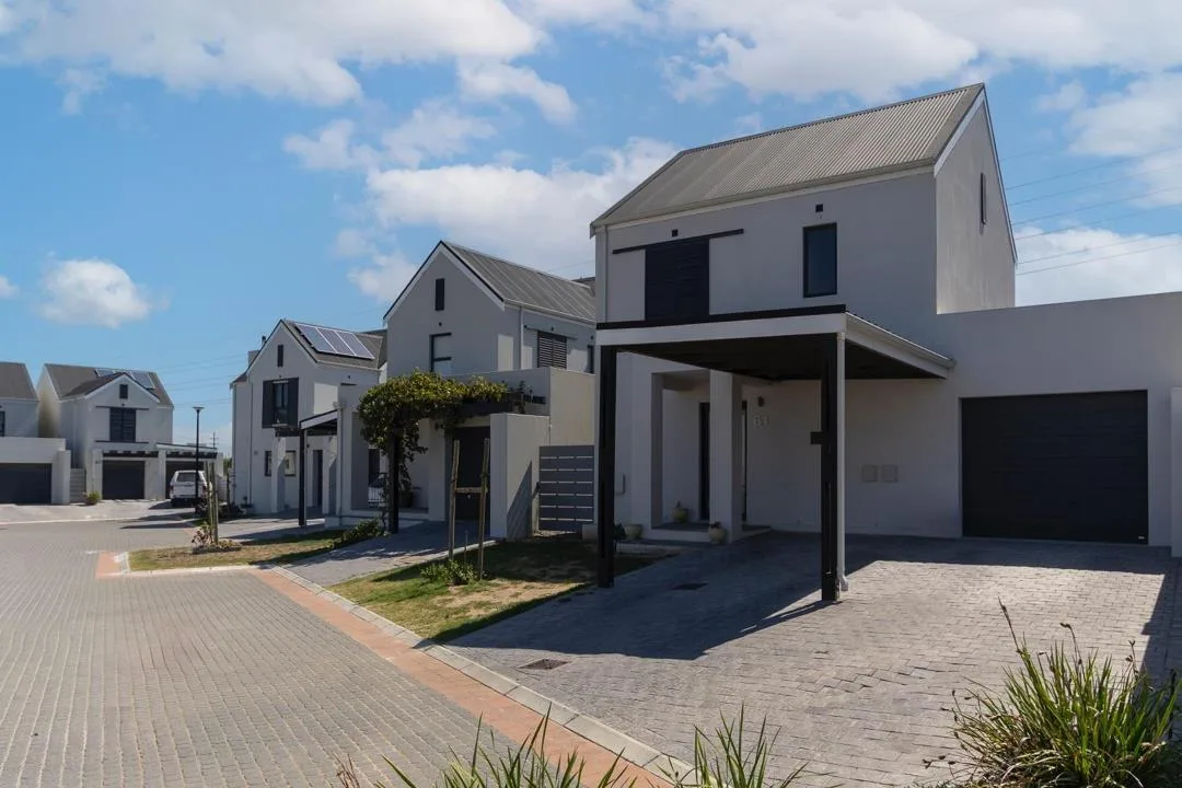 2 Bedroom House for sale in Acorn Creek Lifestyle Estate
