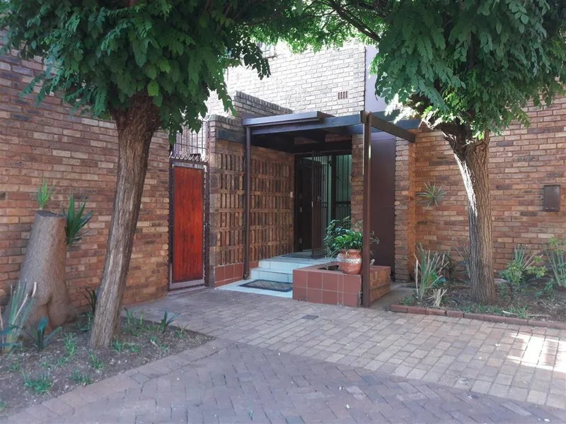 4 Bedroom House for sale in Hatfield