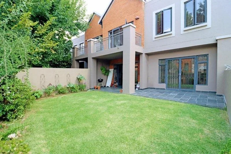 2 Bedroom Townhouse for sale in Darrenwood
