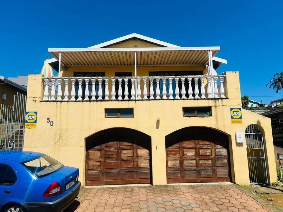 4 Bedroom House for sale in Newlands West