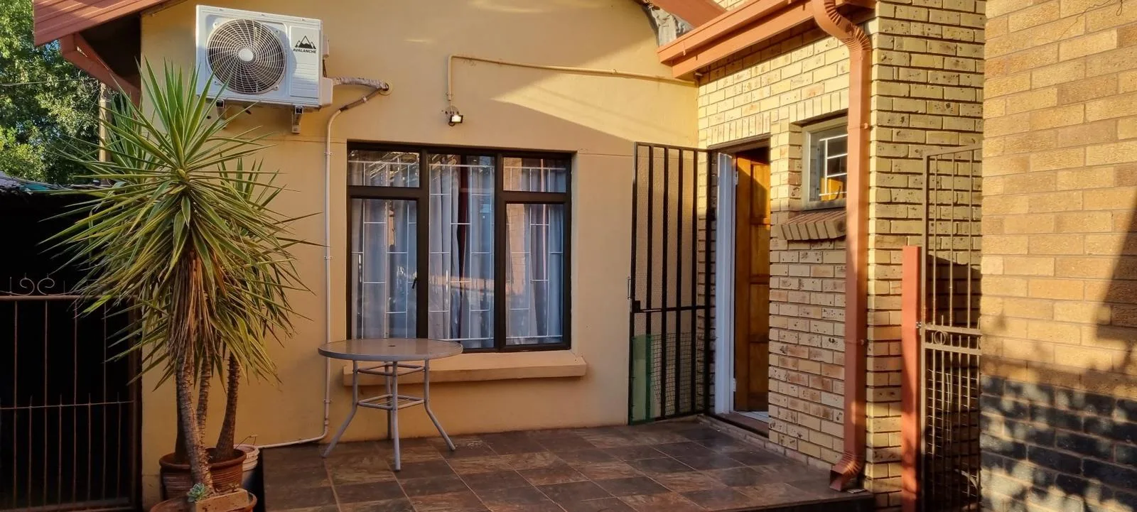 2 Bedroom Apartment in Postmasburg