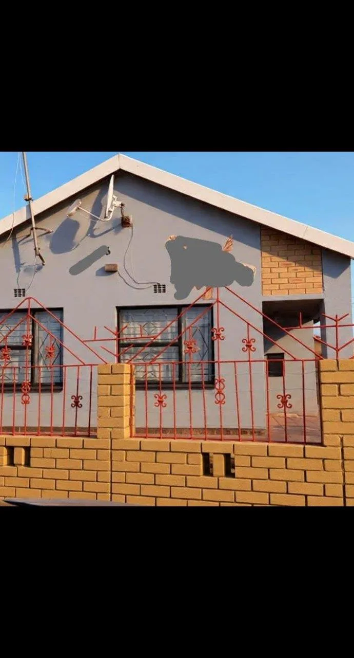 3 Bedroom House for sale in Zamdela