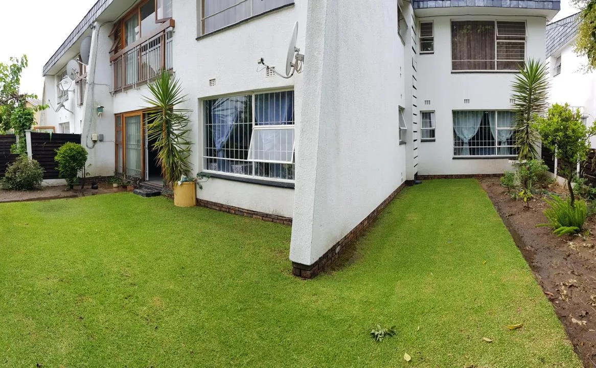 2 Bedroom Apartment / flat to rent in Corlett Gardens