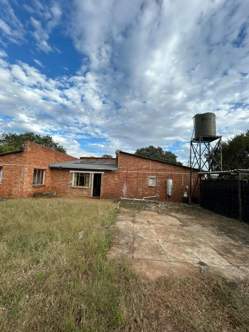 4.6 ha Farm in Hartbeespoort Outlying