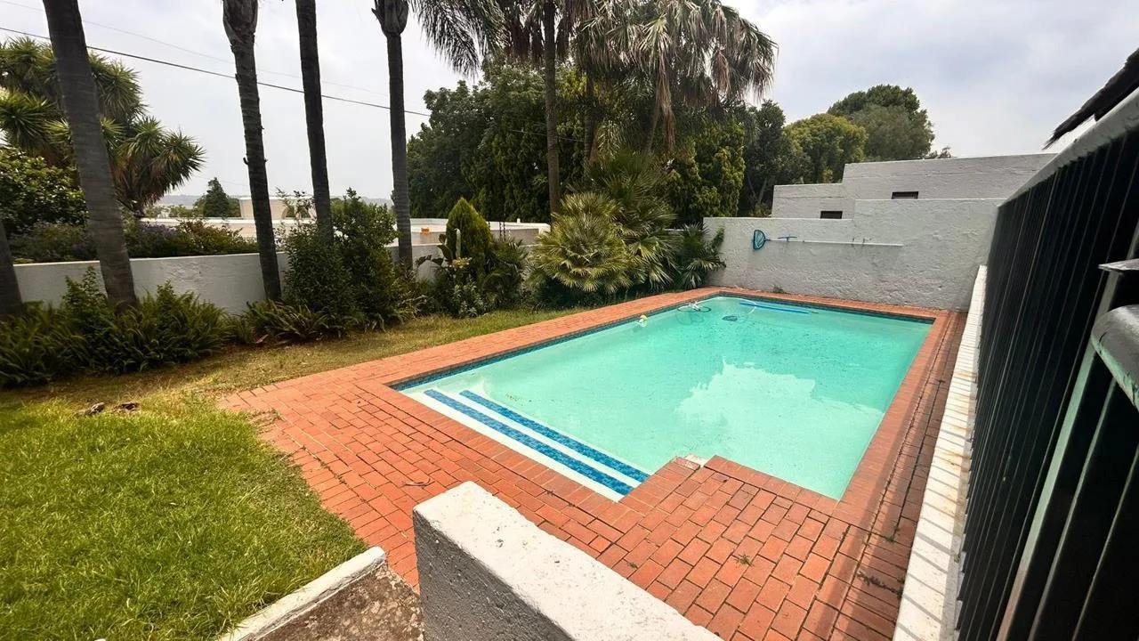 1 Bedroom Apartment / flat for sale in Paulshof