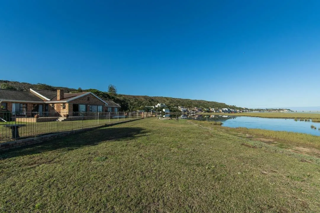 5 Bedroom House for sale in Amsterdamhoek