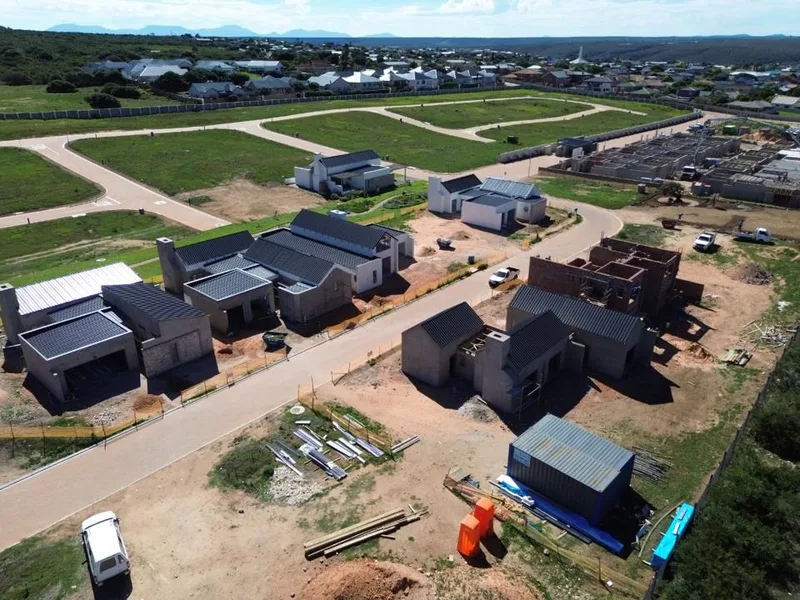 3 Bedroom House for sale in Stilbaai Wes