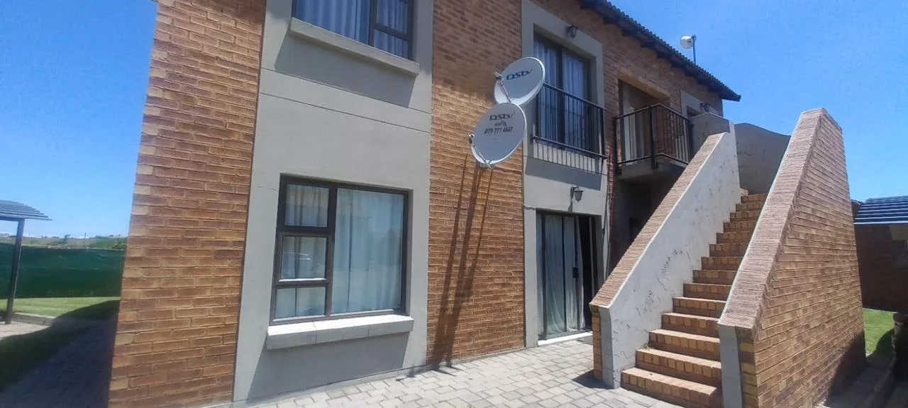 3 Bedroom Apartment / flat to rent in Terra Nova