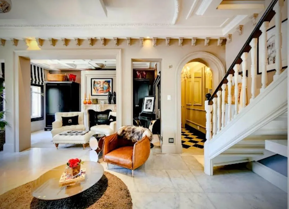 2 Bedroom Apartment / flat for sale in Bantry Bay
