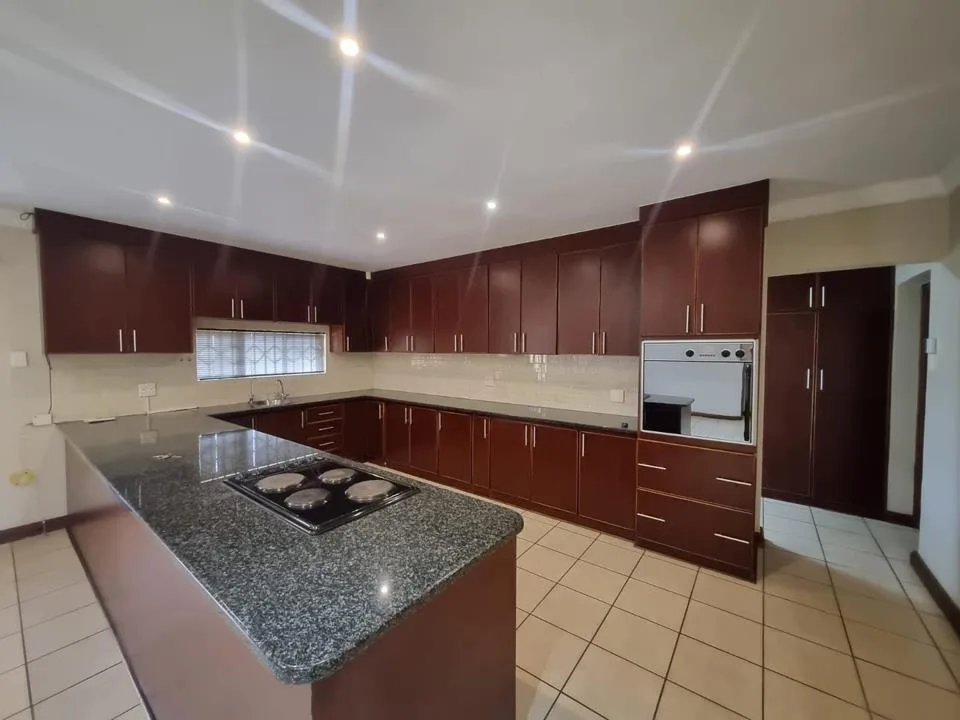 3 Bedroom Townhouse for sale in Hillcrest