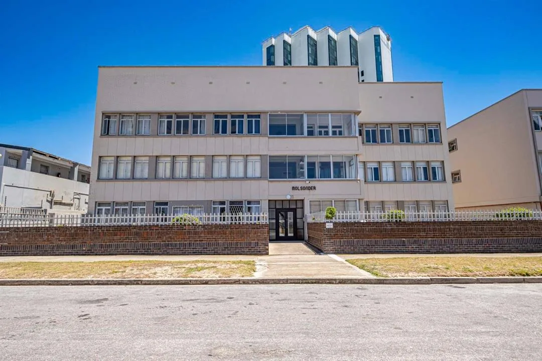 2 Bedroom Apartment / flat for sale in Summerstrand