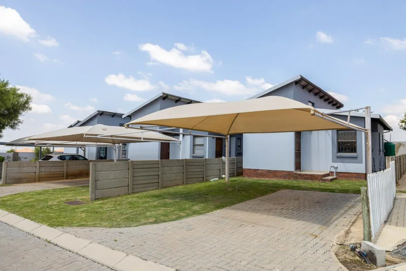 2 Bedroom Townhouse in Noordwyk