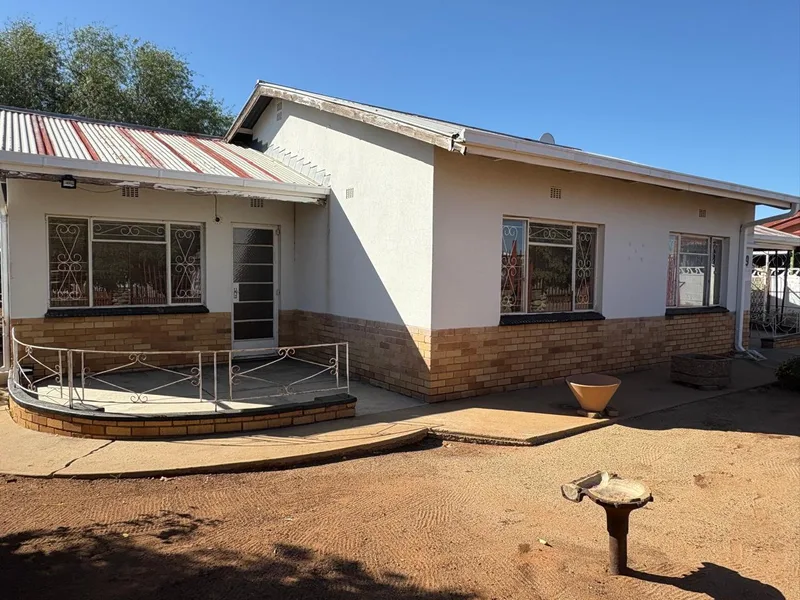 3 Bedroom House in Gemdene