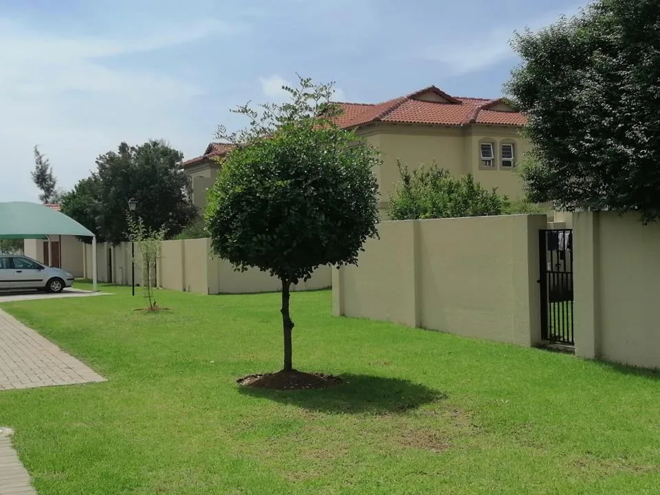 3 Bedroom Apartment / flat for sale in Morehill